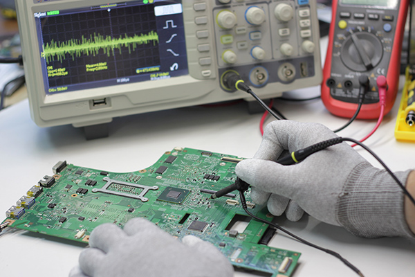 PC and laptop hardware repair service image